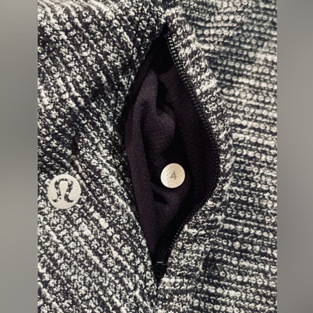 Lululemon Like New Women’s Kano Catch Me Long Sleeve Shirt - Picture 15 of 16